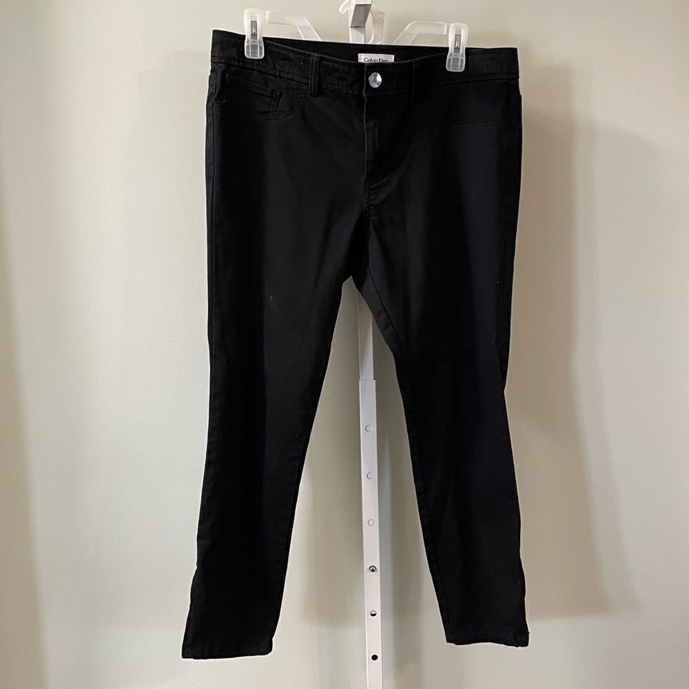 Calvin Klein Black Cropped Pants with Ankle Zippers